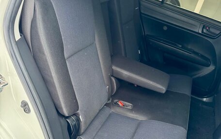 Toyota Corolla, 2018 год, 1 299 000 рублей, 20 фотография