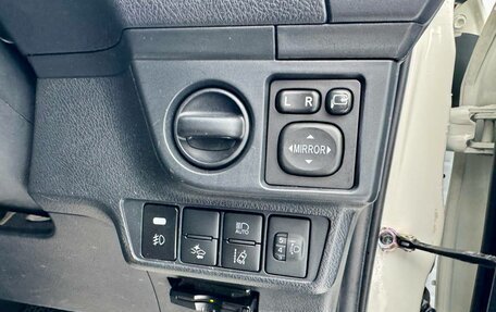 Toyota Corolla, 2018 год, 1 299 000 рублей, 17 фотография