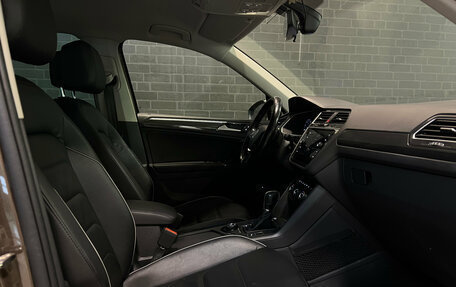 Volkswagen Tiguan II, 2017 год, 2 195 000 рублей, 14 фотография