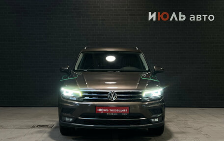 Volkswagen Tiguan II, 2017 год, 2 195 000 рублей, 2 фотография