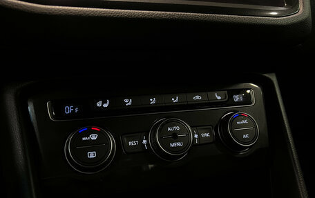 Volkswagen Tiguan II, 2017 год, 2 195 000 рублей, 17 фотография