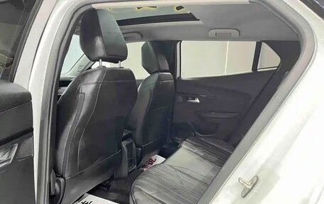 Peugeot 2008 II, 2022 год, 1 450 000 рублей, 12 фотография