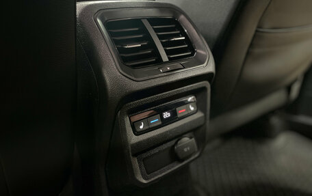 Volkswagen Tiguan II, 2017 год, 2 590 000 рублей, 30 фотография