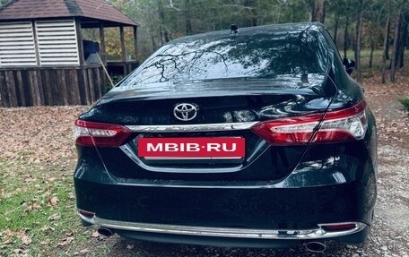 Toyota Camry, 2023 год, 3 350 000 рублей, 6 фотография