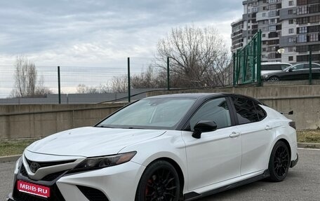 Toyota Camry, 2019 год, 3 100 000 рублей, 1 фотография