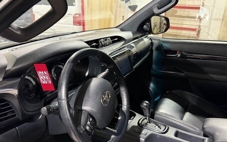 Toyota Hilux VIII, 2019 год, 3 410 000 рублей, 7 фотография