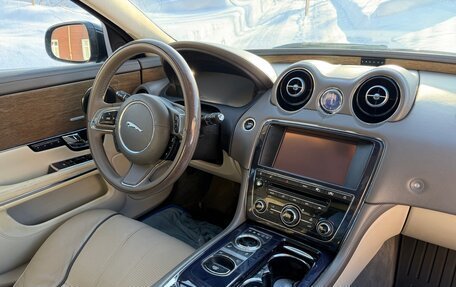 Jaguar XJ IV (X351), 2010 год, 1 999 000 рублей, 9 фотография