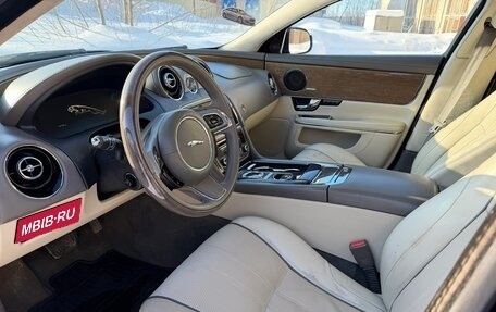 Jaguar XJ IV (X351), 2010 год, 1 999 000 рублей, 11 фотография