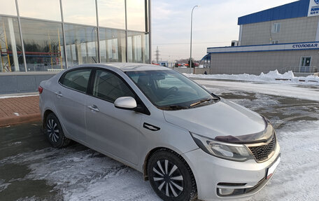 KIA Rio III рестайлинг, 2015 год, 700 000 рублей, 2 фотография