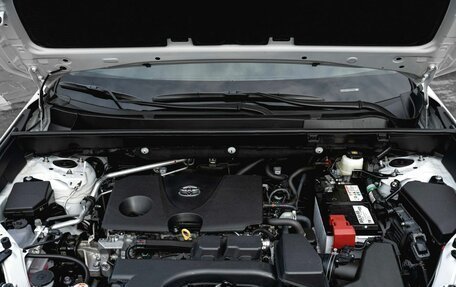 Toyota RAV4, 2025 год, 4 550 000 рублей, 10 фотография