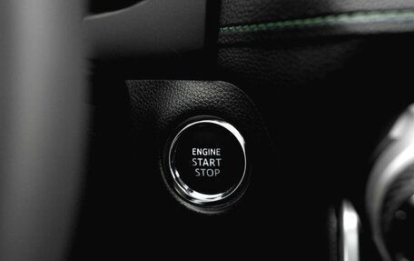 Toyota RAV4, 2025 год, 4 550 000 рублей, 15 фотография