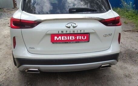 Infiniti QX50 II, 2018 год, 3 180 000 рублей, 8 фотография