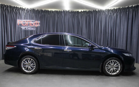 Toyota Camry, 2020 год, 3 398 000 рублей, 4 фотография