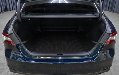 Toyota Camry, 2020 год, 3 398 000 рублей, 10 фотография