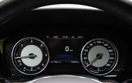 Volkswagen Touareg III, 2019 год, 4 298 000 рублей, 13 фотография