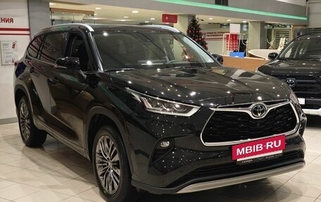 Toyota Highlander, 2025 год, 6 200 000 рублей, 3 фотография