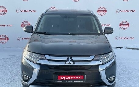 Mitsubishi Outlander III рестайлинг 3, 2018 год, 1 999 000 рублей, 8 фотография