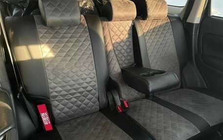 Mitsubishi Outlander III рестайлинг 3, 2018 год, 1 999 000 рублей, 21 фотография