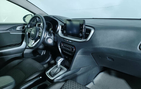 KIA cee'd III, 2021 год, 1 690 000 рублей, 19 фотография