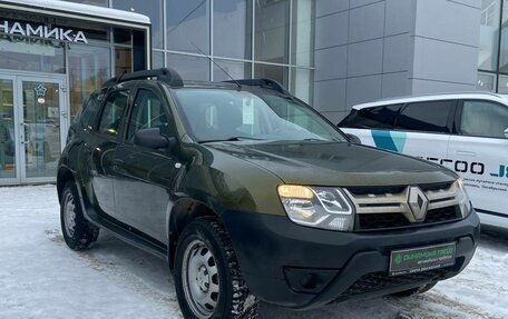 Renault Duster I рестайлинг, 2015 год, 1 091 000 рублей, 3 фотография