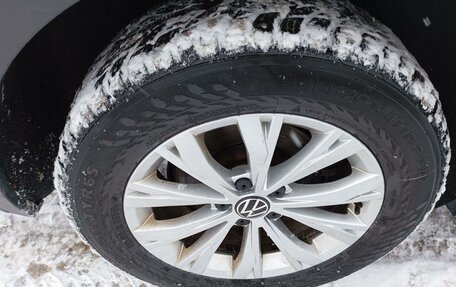 Volkswagen Tiguan II, 2021 год, 3 700 000 рублей, 28 фотография