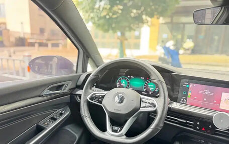 Volkswagen Golf VIII, 2023 год, 2 095 000 рублей, 7 фотография