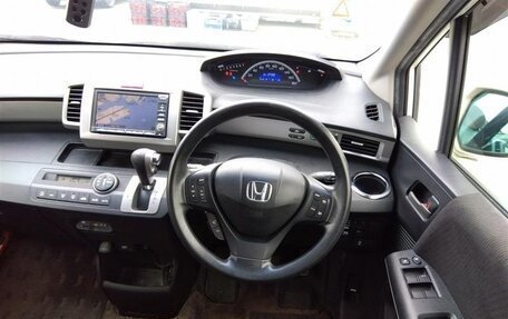 Honda Freed I, 2012 год, 1 010 000 рублей, 16 фотография