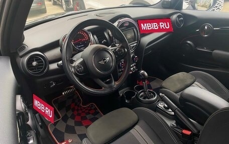 MINI Hatch, 2017 год, 2 550 000 рублей, 8 фотография