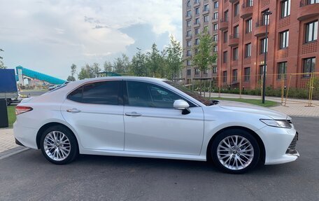 Toyota Camry, 2020 год, 2 845 000 рублей, 8 фотография