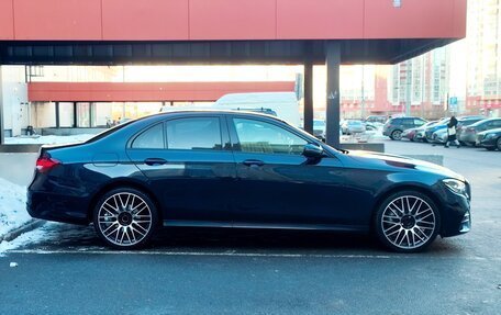 Mercedes-Benz E-Класс, 2020 год, 3 750 000 рублей, 5 фотография