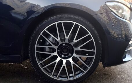 Mercedes-Benz E-Класс, 2020 год, 3 750 000 рублей, 13 фотография