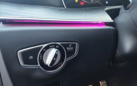 Mercedes-Benz E-Класс, 2020 год, 3 750 000 рублей, 22 фотография