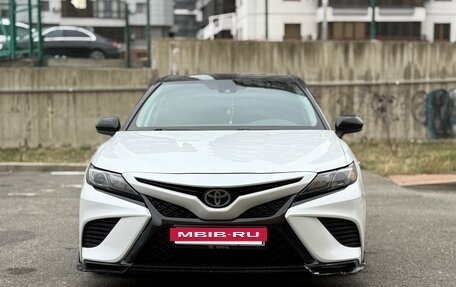 Toyota Camry, 2019 год, 3 100 000 рублей, 2 фотография