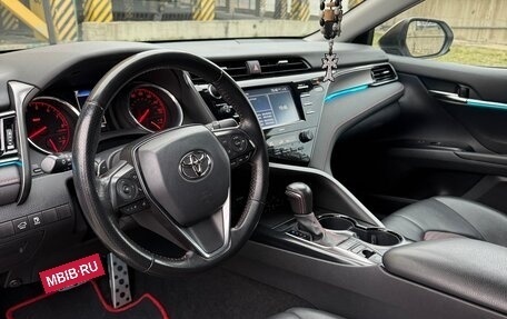 Toyota Camry, 2019 год, 3 100 000 рублей, 21 фотография
