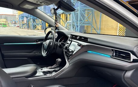 Toyota Camry, 2019 год, 3 100 000 рублей, 23 фотография