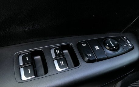 KIA Sportage IV рестайлинг, 2020 год, 2 584 000 рублей, 13 фотография