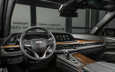 Cadillac Escalade V, 2023 год, 14 800 000 рублей, 8 фотография