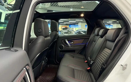 Land Rover Discovery Sport I рестайлинг, 2023 год, 4 500 000 рублей, 8 фотография