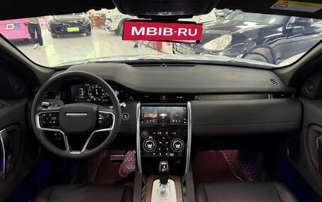 Land Rover Discovery Sport I рестайлинг, 2023 год, 4 500 000 рублей, 4 фотография