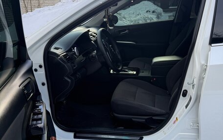 Toyota Camry, 2015 год, 2 000 000 рублей, 7 фотография