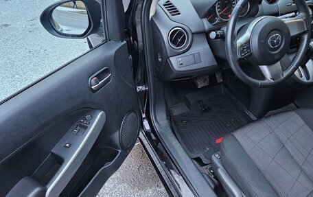 Mazda 2 III, 2012 год, 790 000 рублей, 20 фотография