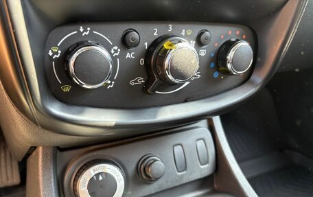 Renault Duster I рестайлинг, 2012 год, 884 000 рублей, 15 фотография