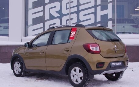 Renault Sandero II рестайлинг, 2015 год, 905 000 рублей, 2 фотография