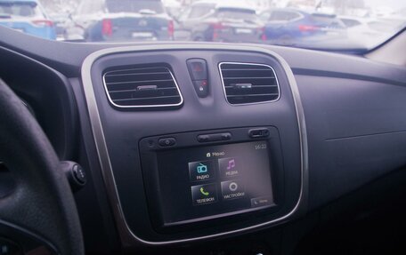 Renault Sandero II рестайлинг, 2015 год, 905 000 рублей, 15 фотография