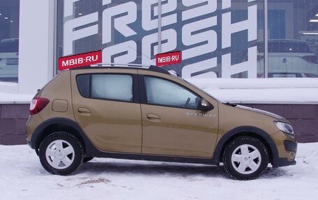 Renault Sandero II рестайлинг, 2015 год, 905 000 рублей, 5 фотография