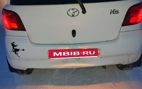 Toyota Vitz, 2003 год, 380 000 рублей, 3 фотография