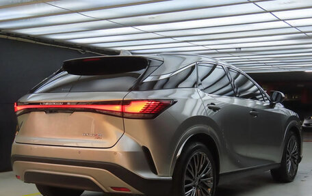 Lexus RX IV рестайлинг, 2024 год, 7 800 000 рублей, 3 фотография