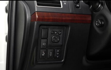 Toyota Land Cruiser Prado 150 рестайлинг 2, 2015 год, 3 600 000 рублей, 8 фотография