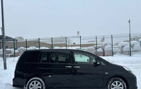 Toyota ISis I, 2011 год, 1 270 000 рублей, 6 фотография