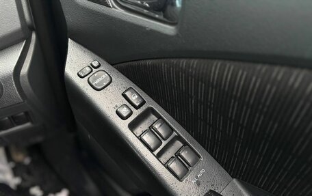 Toyota ISis I, 2011 год, 1 270 000 рублей, 9 фотография